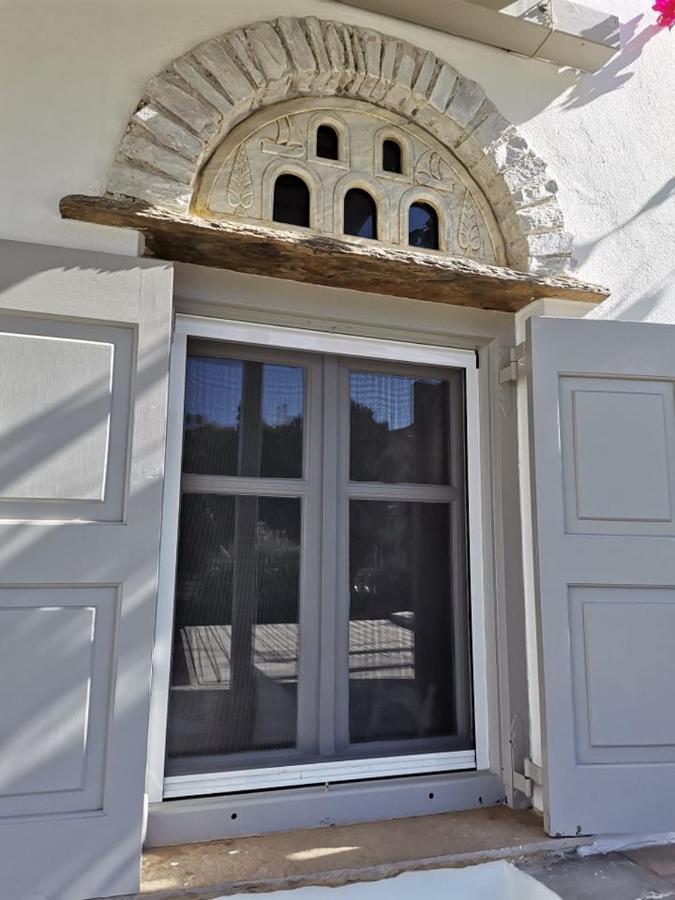 Elia Apartments Agios Romanos Eksteriør bilde