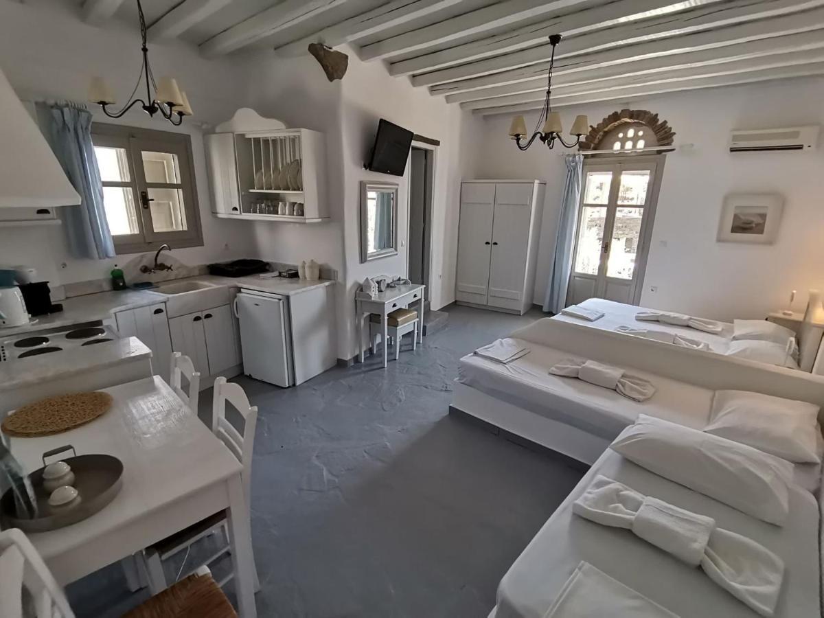 Elia Apartments Agios Romanos Eksteriør bilde