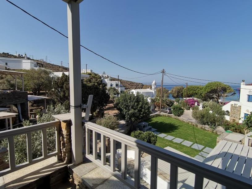 Elia Apartments Agios Romanos Eksteriør bilde