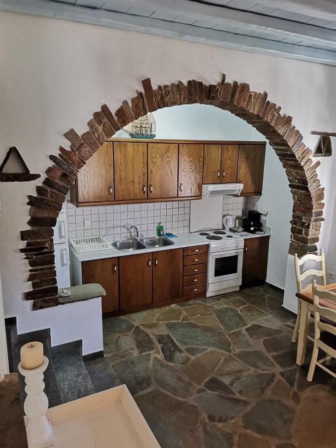 Elia Apartments Agios Romanos Eksteriør bilde