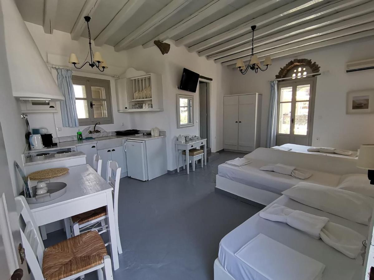Elia Apartments Agios Romanos Eksteriør bilde