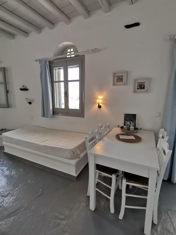 Elia Apartments Agios Romanos Eksteriør bilde