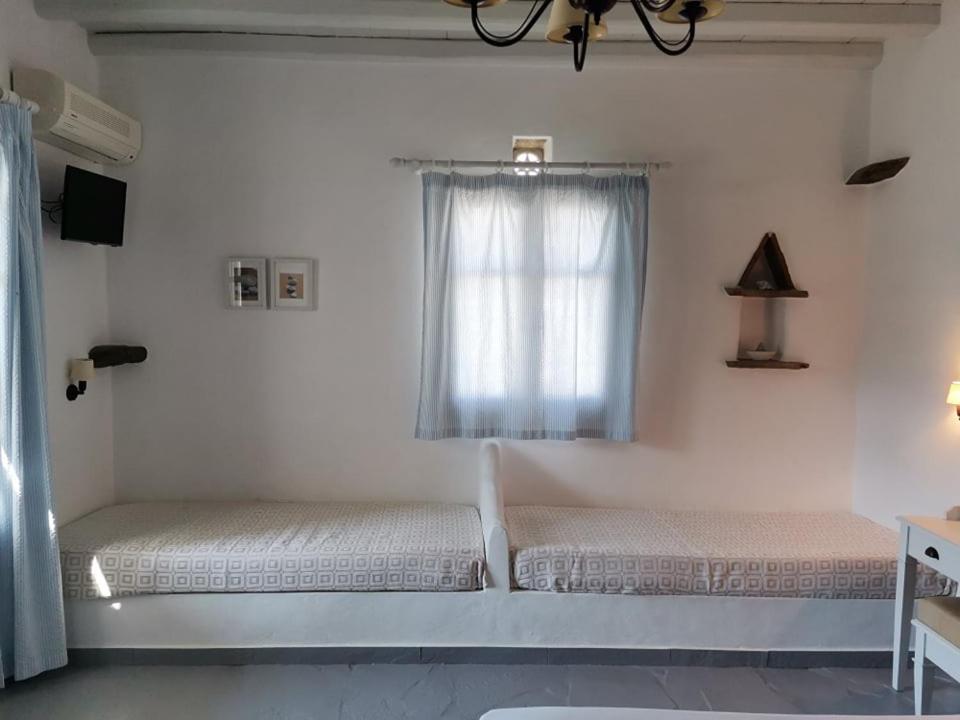 Elia Apartments Agios Romanos Eksteriør bilde