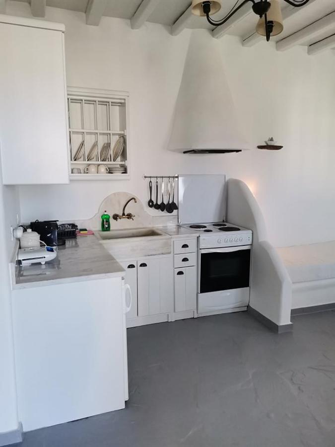 Elia Apartments Agios Romanos Eksteriør bilde
