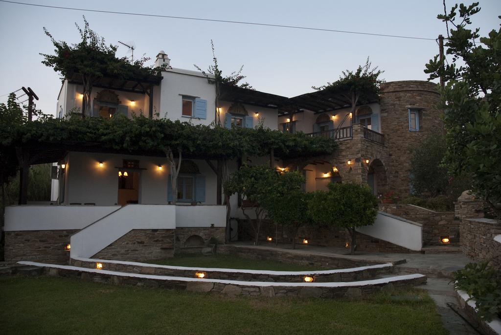Elia Apartments Agios Romanos Eksteriør bilde