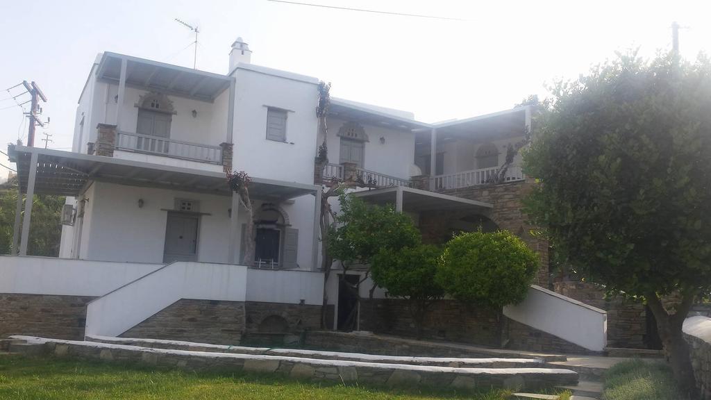 Elia Apartments Agios Romanos Eksteriør bilde
