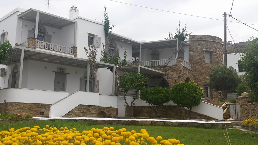 Elia Apartments Agios Romanos Eksteriør bilde